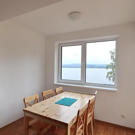 Vanessa Ii Černá v Pošumaví